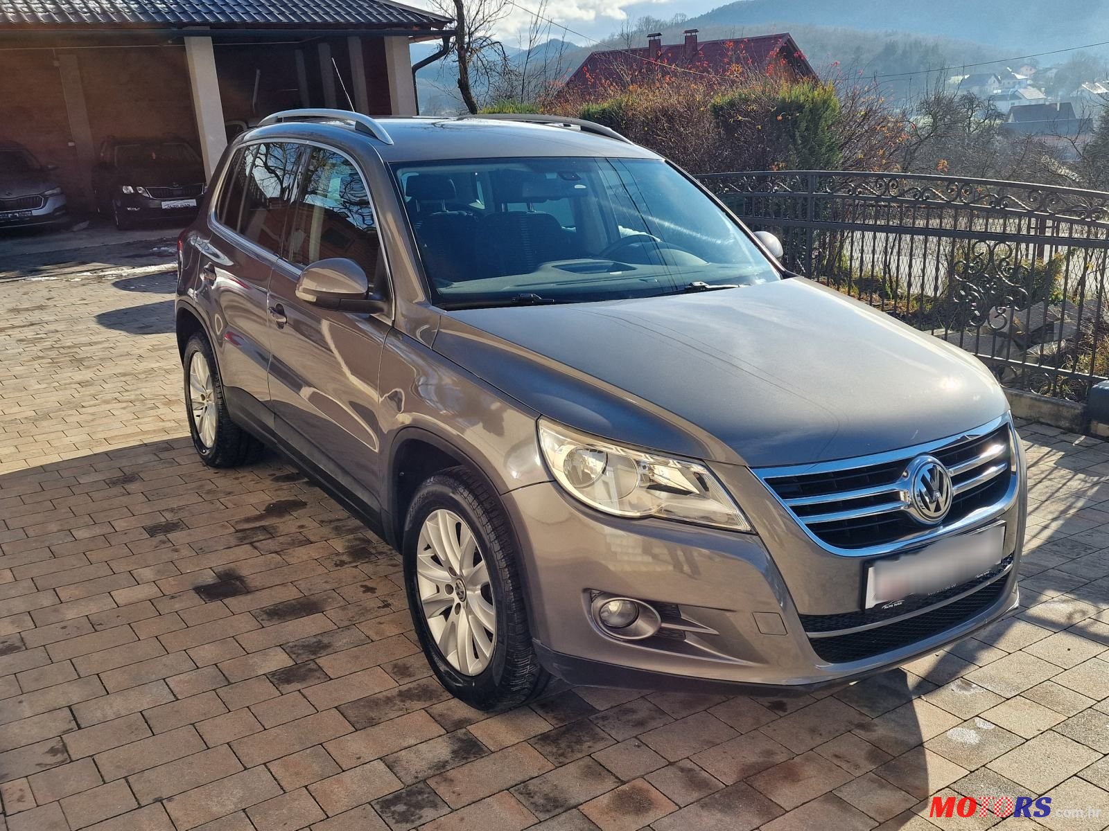 2010' Volkswagen Tiguan 2,0 Tdi photo #2