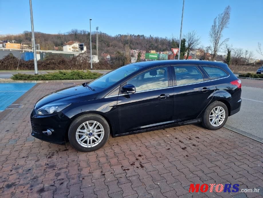 2012' Ford Focus Karavan photo #4