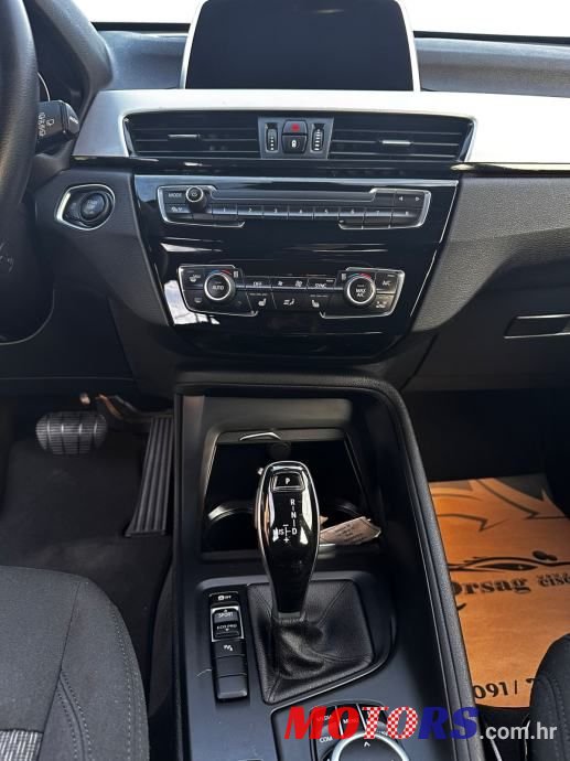 2019' BMW X1 Sdrive16D photo #5