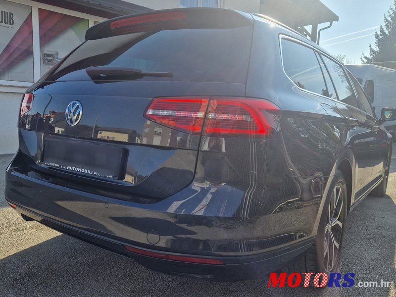 2019' Volkswagen Passat Variant photo #5