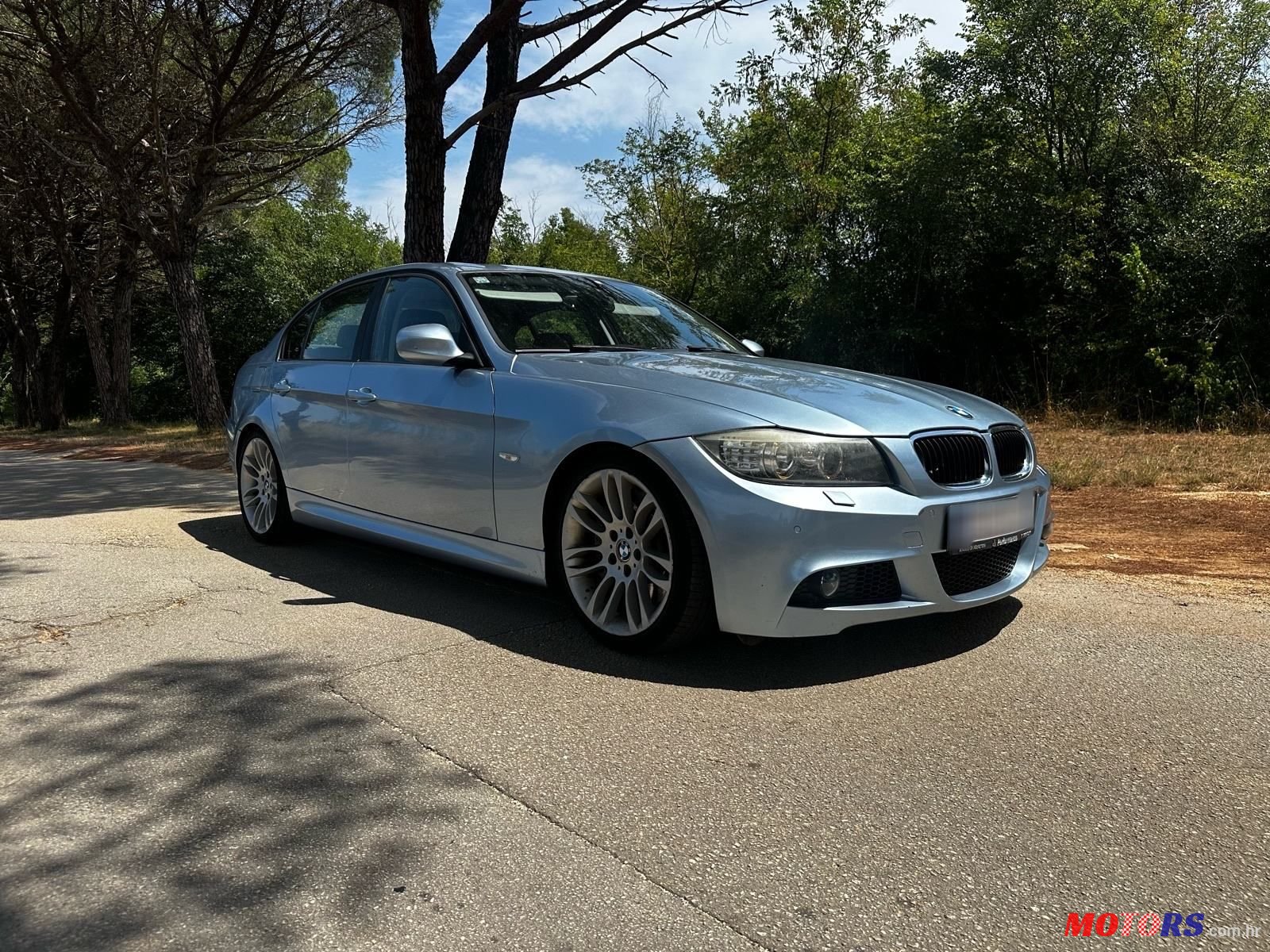 2011' BMW Serija 3 320D photo #1