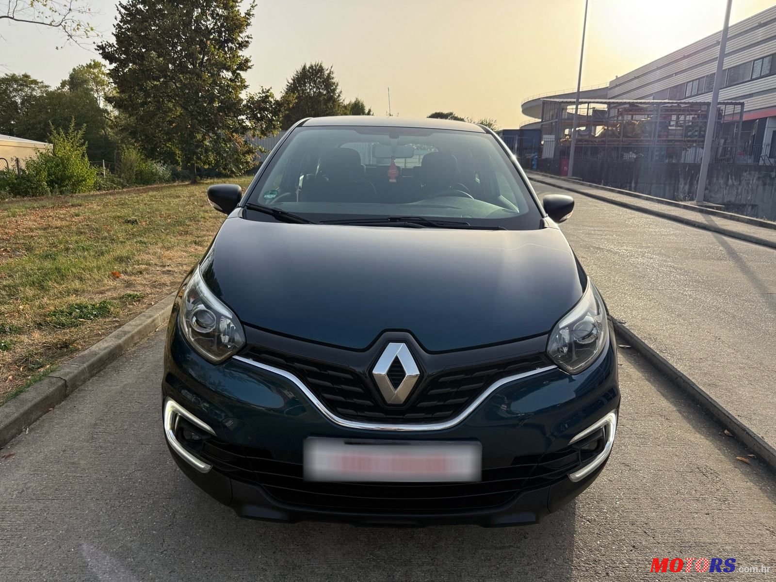 2019' Renault Captur Tce photo #2