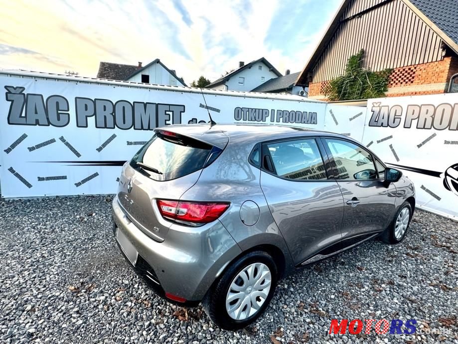 2016' Renault Clio 1.5 Dci Limited photo #4