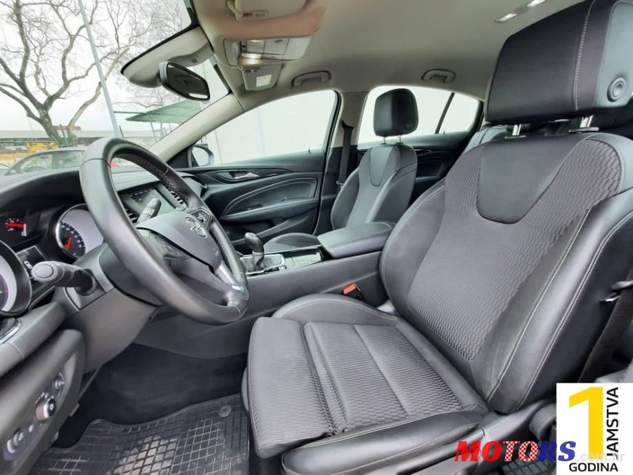 2018' Opel Insignia photo #6