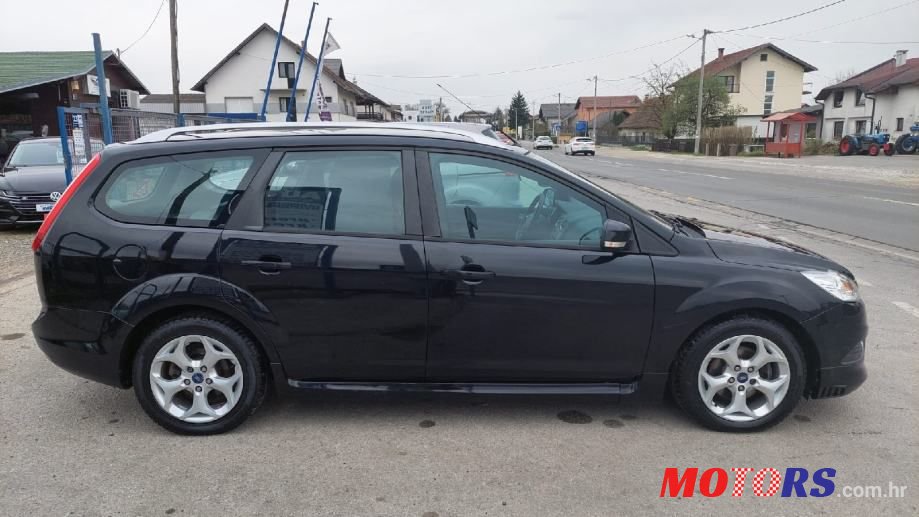 2009' Ford Focus Karavan photo #4