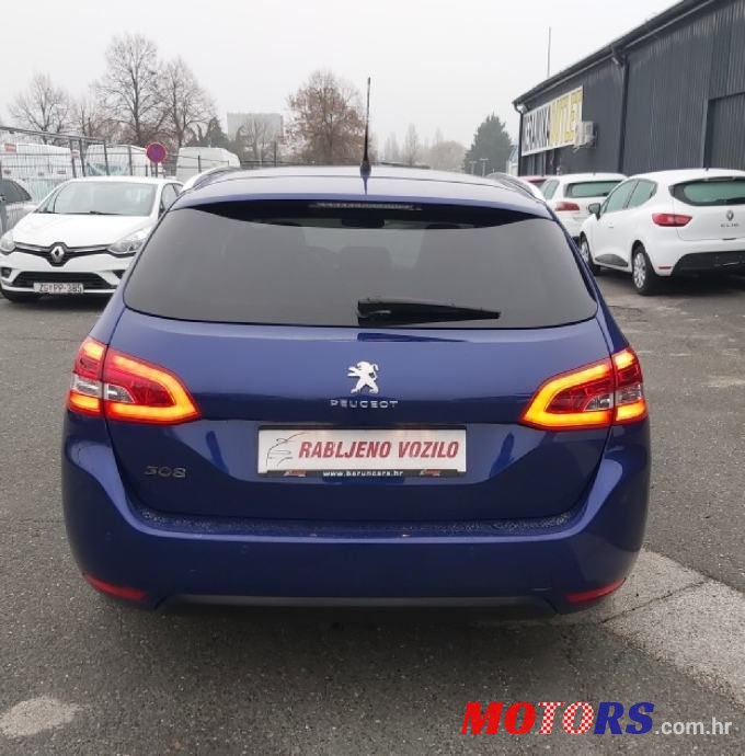 2018' Peugeot 308 Sw photo #5