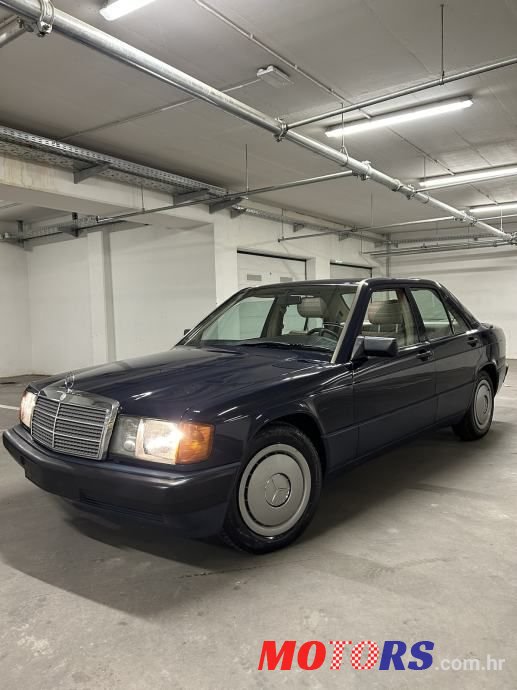 1993' Mercedes-Benz 190 D photo #3