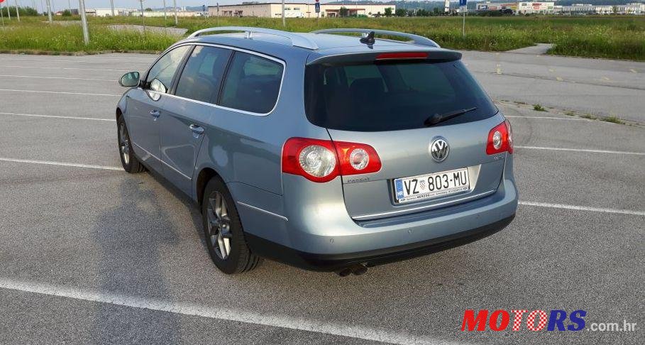 2008' Volkswagen Passat Variant photo #2