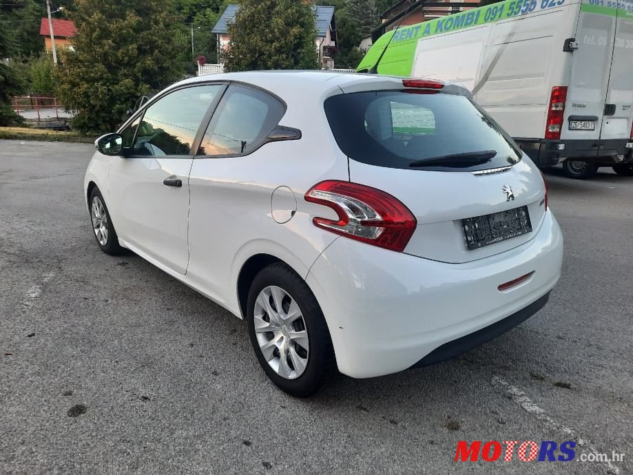 2012' Peugeot 208 1,4 Hdi photo #6
