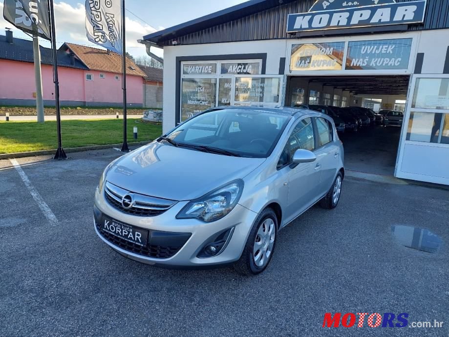 2013' Opel Corsa photo #1