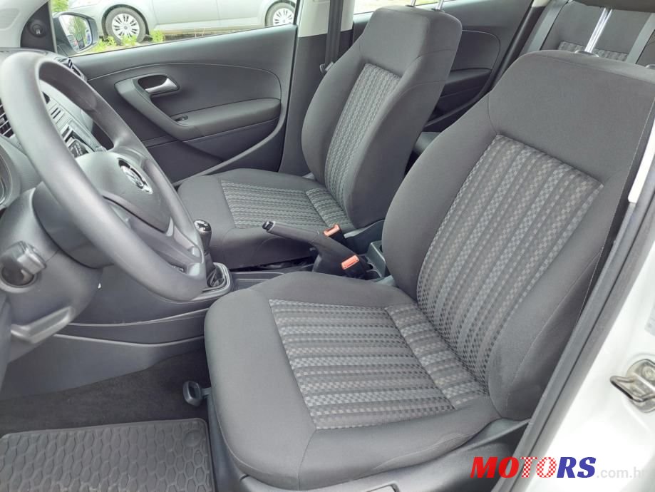 2016' Volkswagen Polo 1,0 photo #6