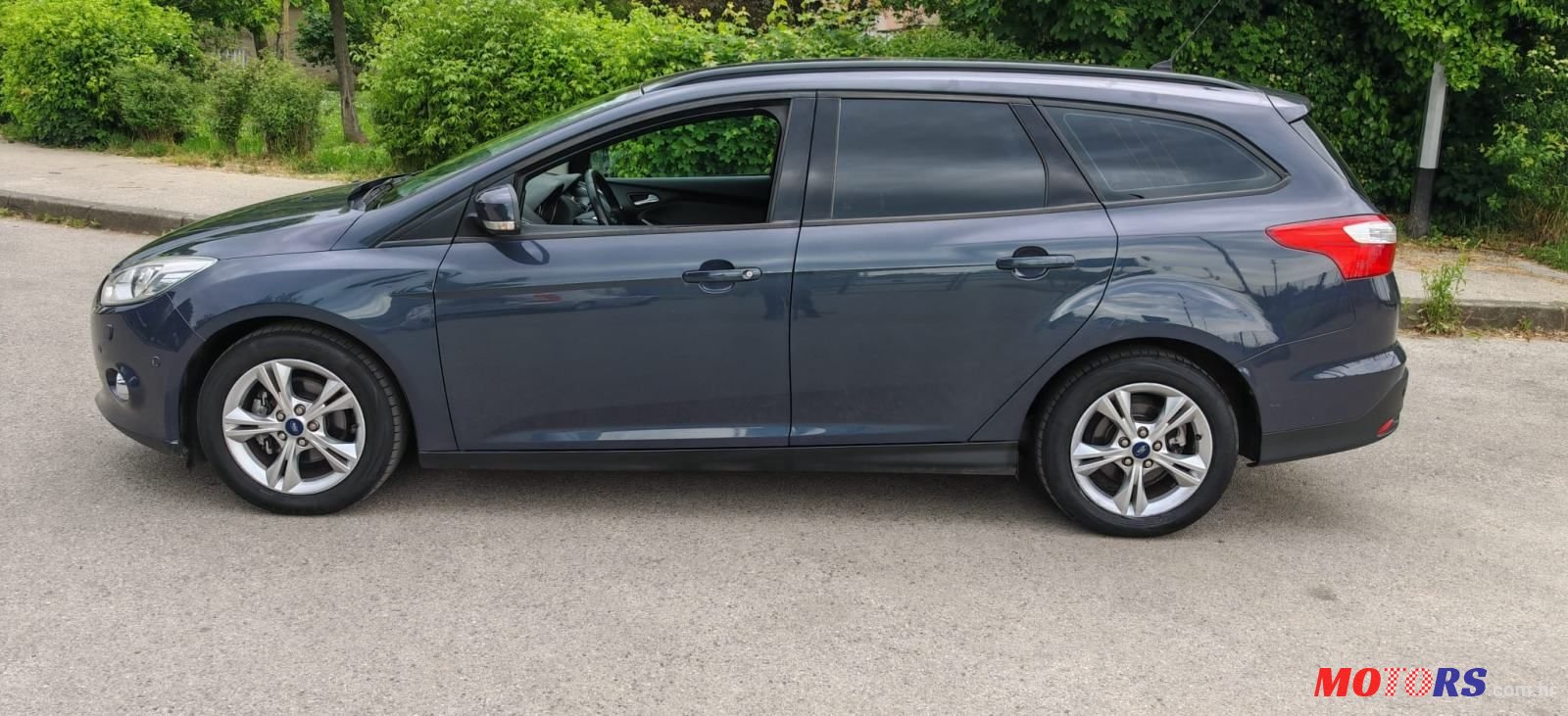 2011' Ford Focus Karavan photo #3