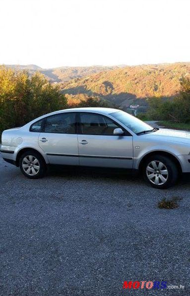 2003' Volkswagen Passat 1,9 Tdi photo #1