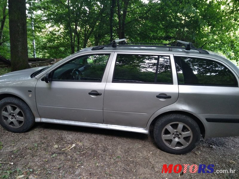 2001' Skoda Octavia Combi photo #3