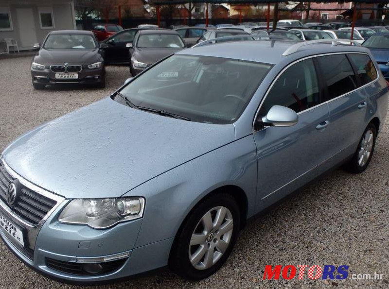 2008' Volkswagen Passat Variant photo #1