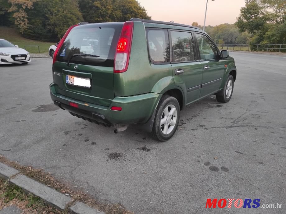 2002' Nissan X-Trail 2,0 Sport photo #6