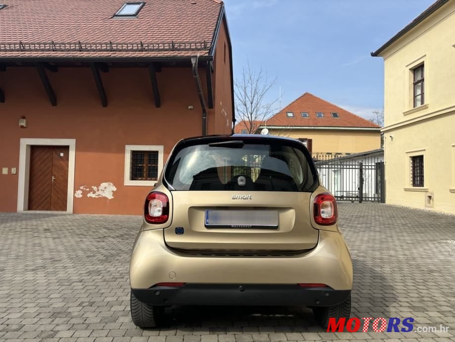 2020' Smart Eq Fortwo Eq photo #4