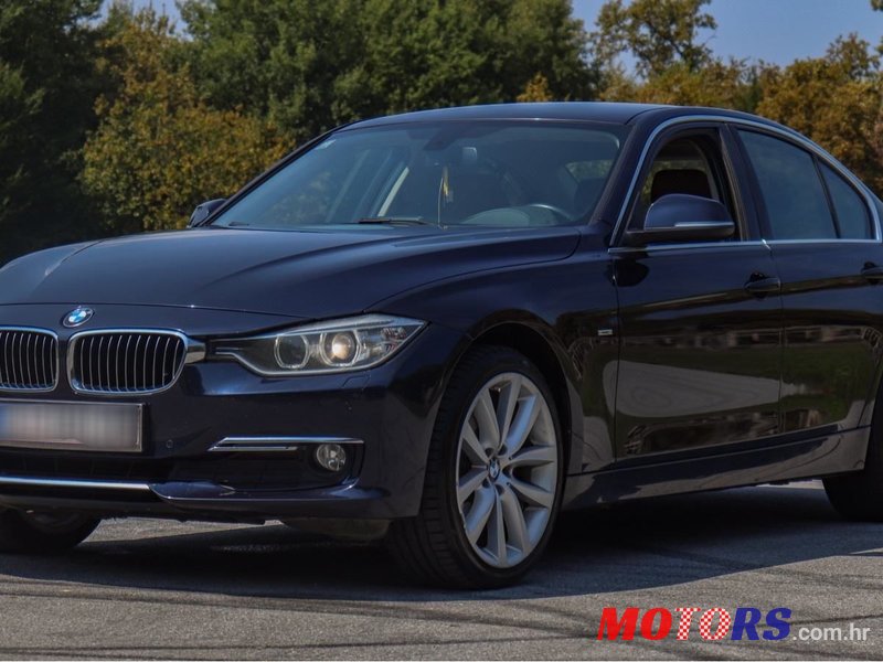 2015' BMW Serija 3 316D photo #2