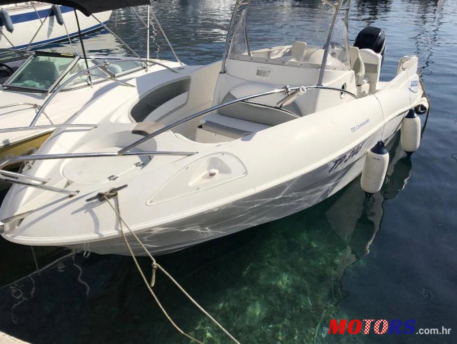 2009' Quicksilver Commander 7.20 photo #1