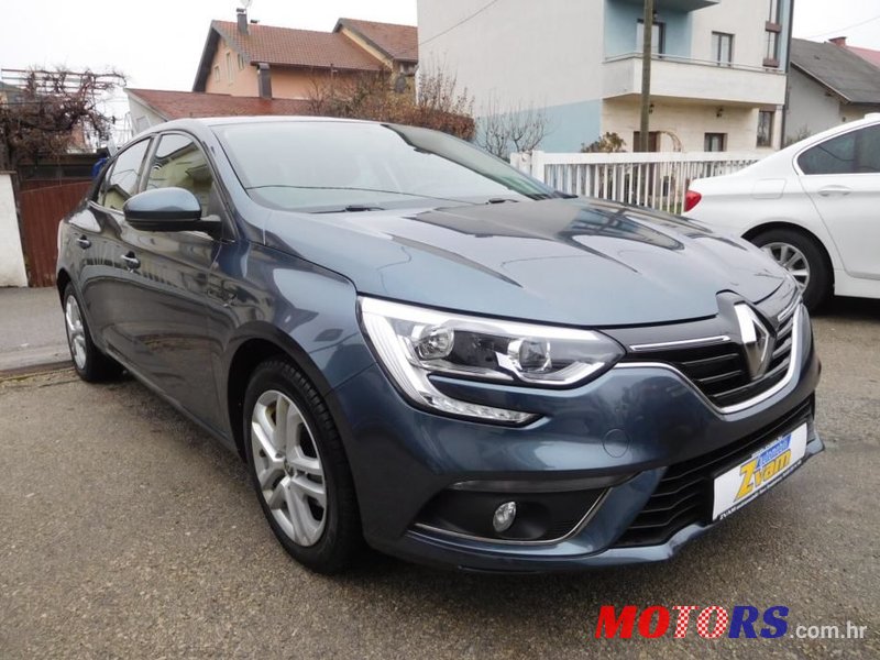 2017' Renault Megane Dci 110 photo #2