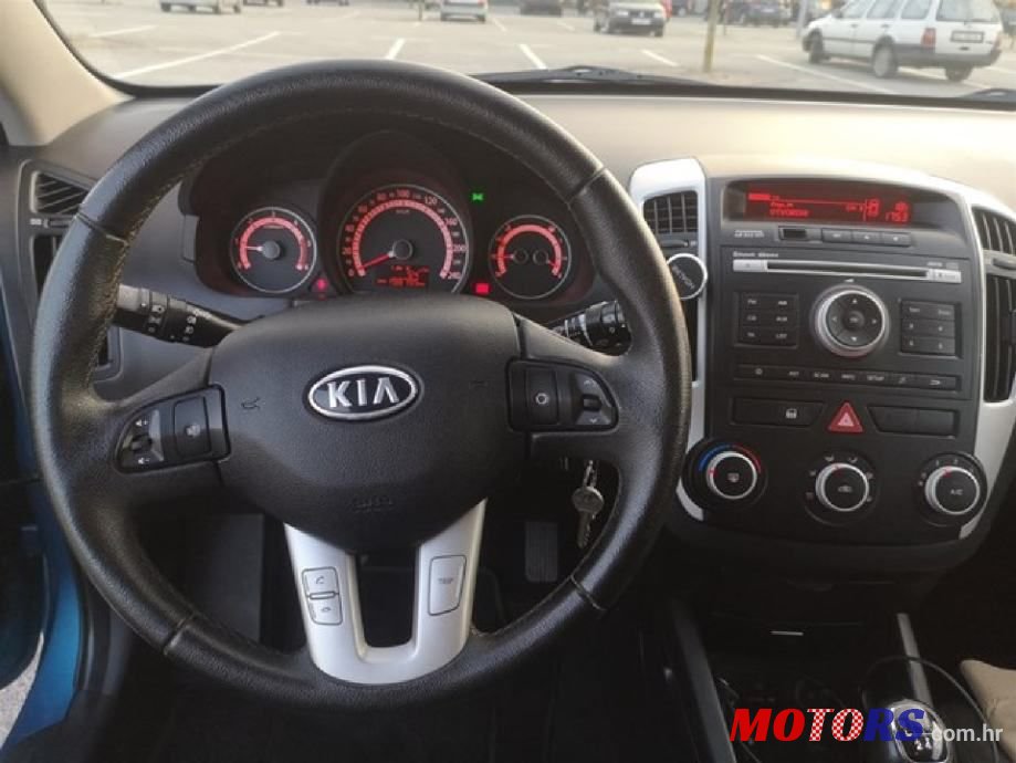 2012' Kia Pro Ceed photo #6