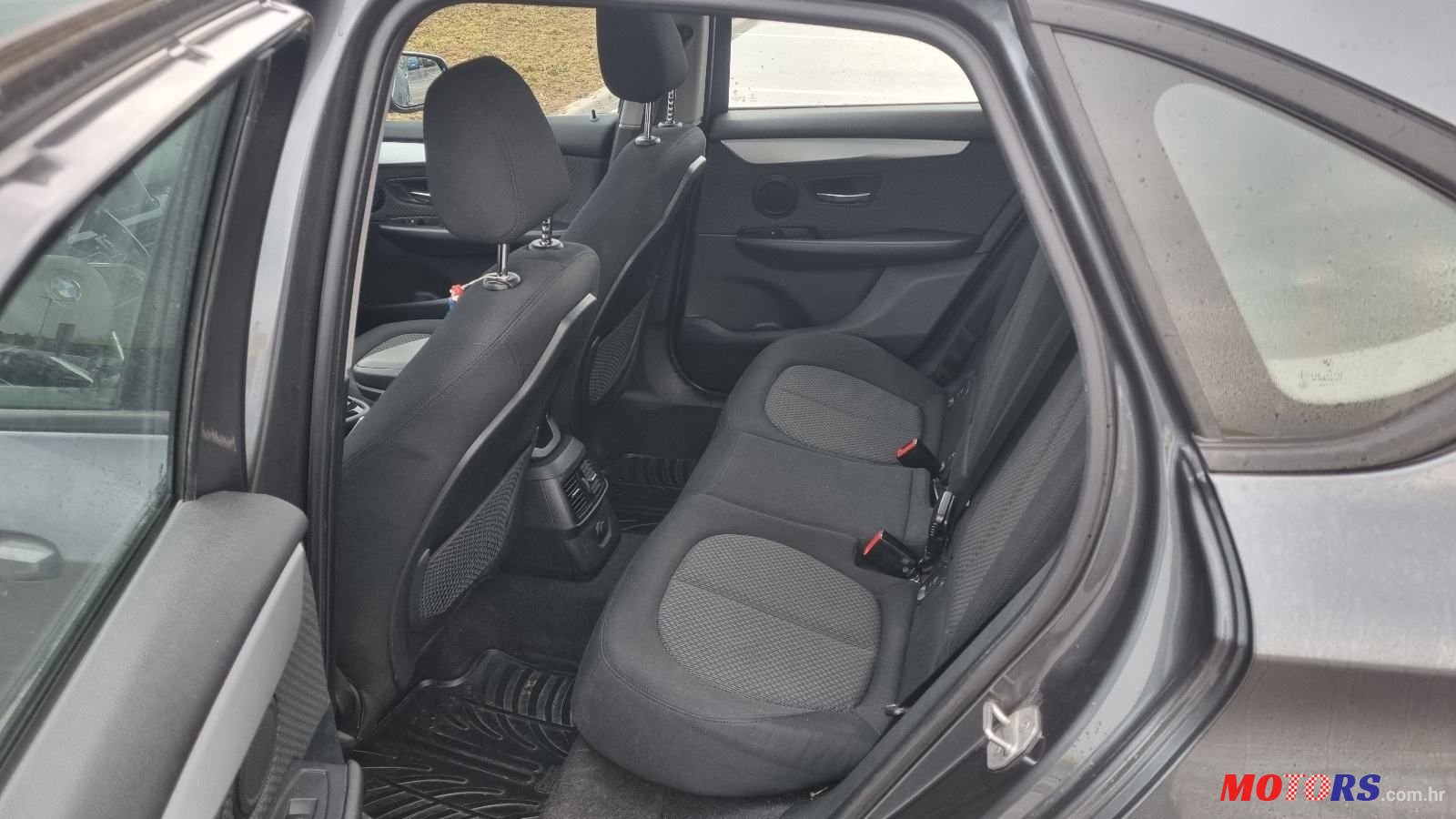 2015' BMW Serija 2 218D photo #4
