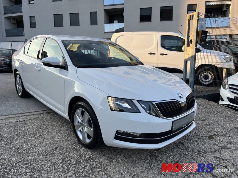 2020' Skoda Octavia 1.6 Tdi photo #1