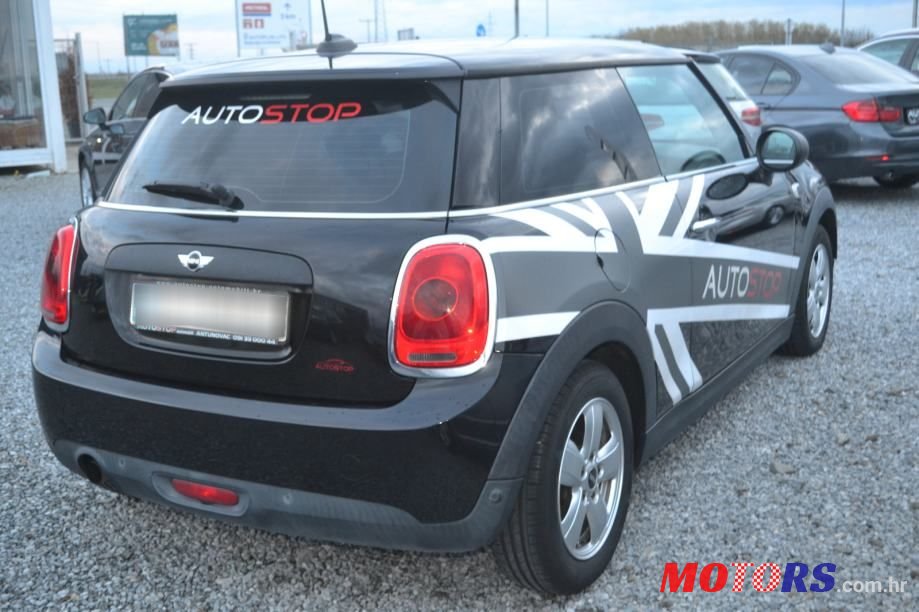 2014' MINI One Diesel F56 photo #3