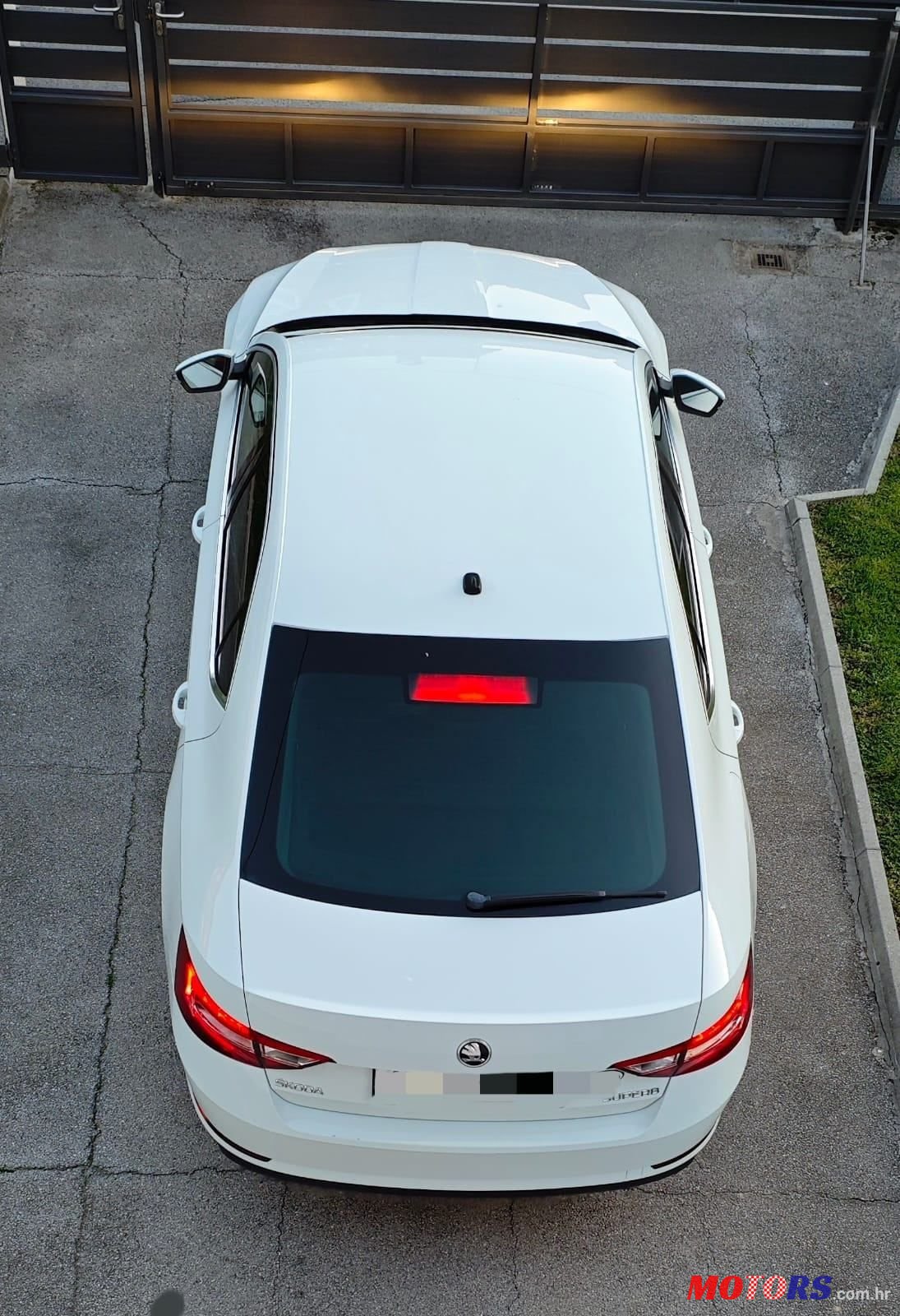 2016' Skoda Superb 1,6 Tdi photo #5