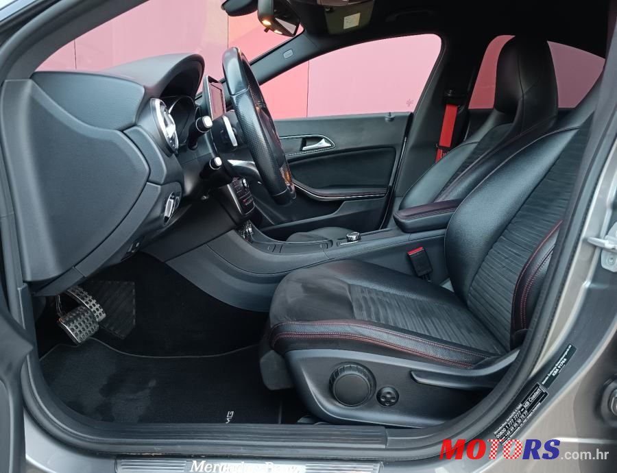 2015' Mercedes-Benz Cla Klasa 220 D Amg photo #5