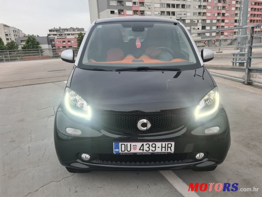 2016' Smart Fortwo photo #2