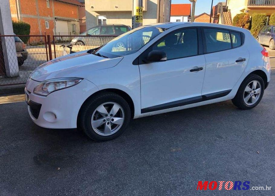 2011' Renault Megane 1,6 16V photo #1