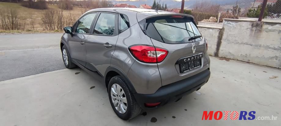 2016' Renault Captur Dci 90 photo #4