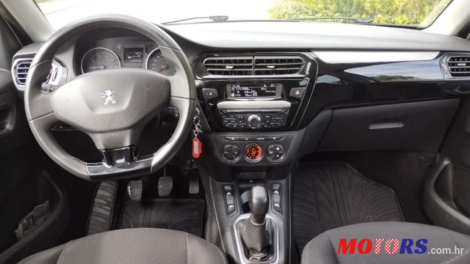 2018' Peugeot 301 1,2 Puretech photo #2