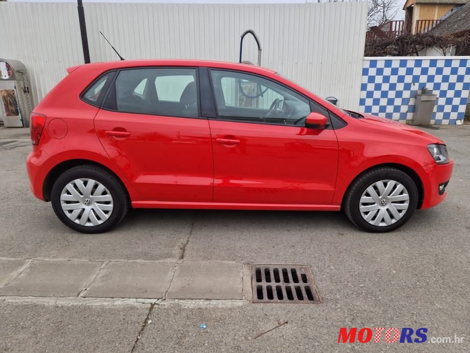 2014' Volkswagen Polo 1,6 Tdi photo #1