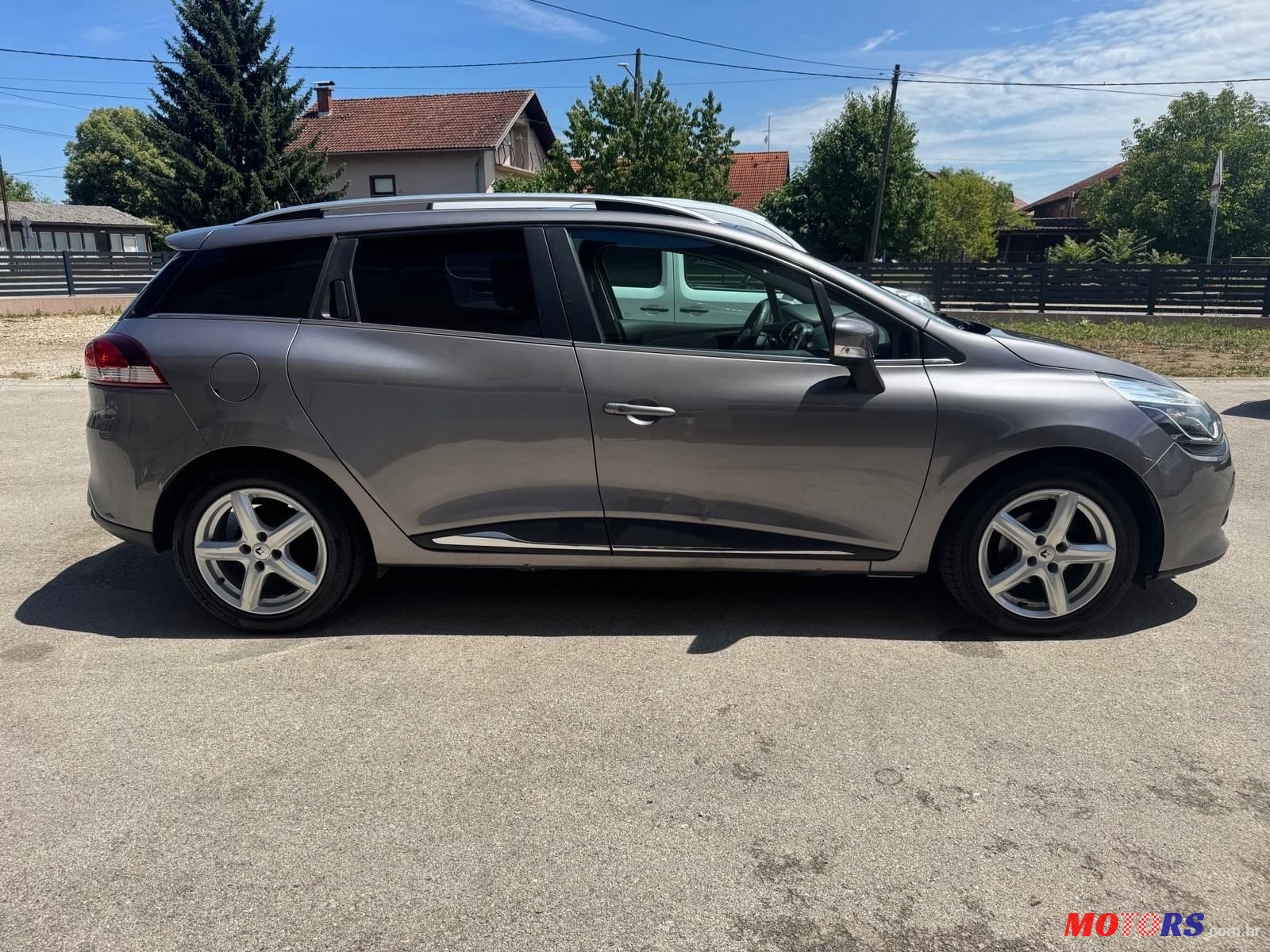 2015' Renault Clio Dci 90 Edc photo #6