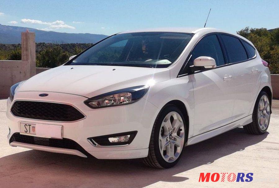 2015' Ford Focus 1,0 Gtdi photo #1