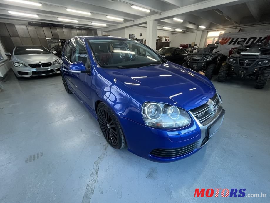 2007' Volkswagen Golf V R32 photo #2