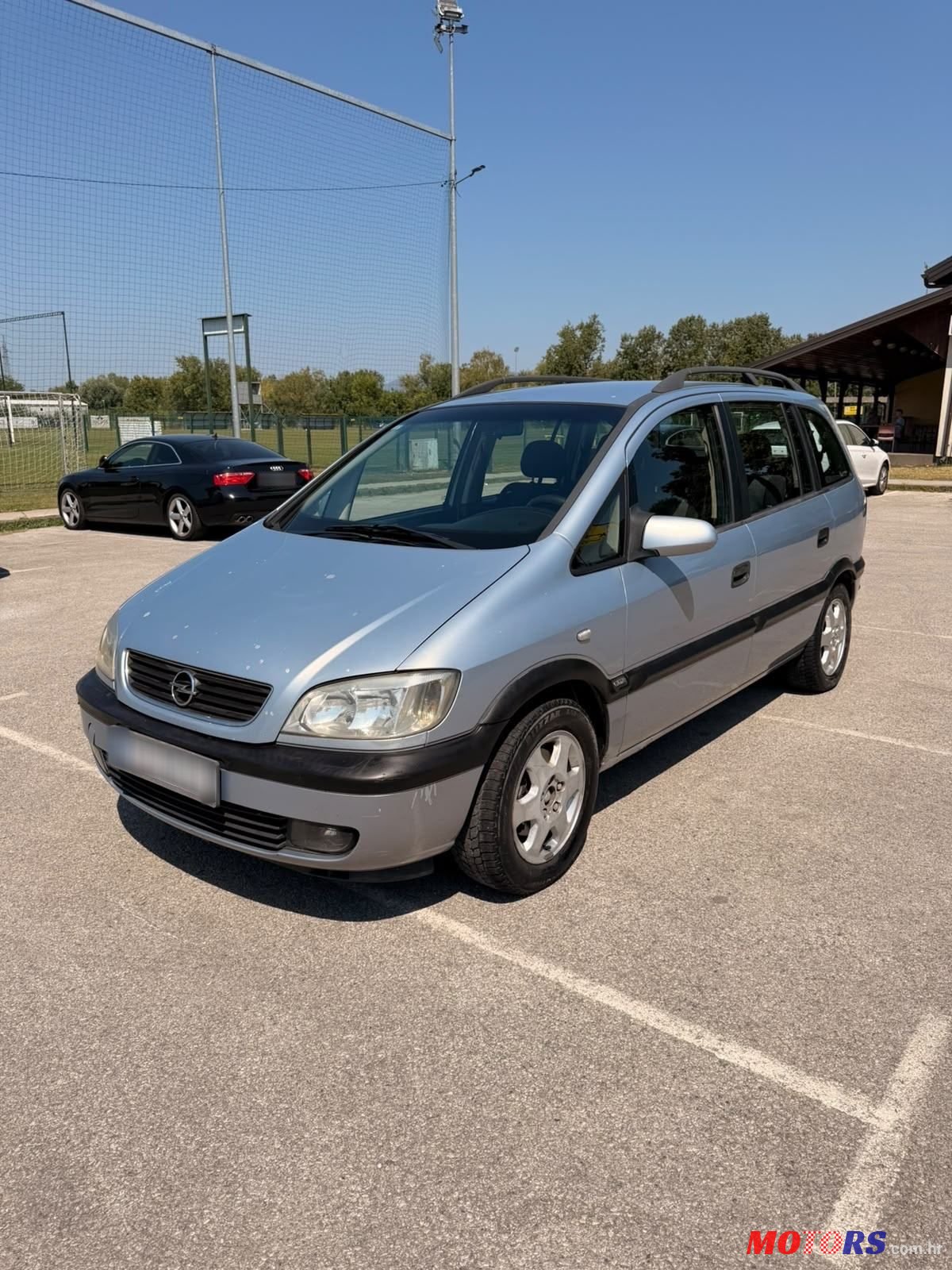 2000' Opel Zafira 1,6 16V photo #1