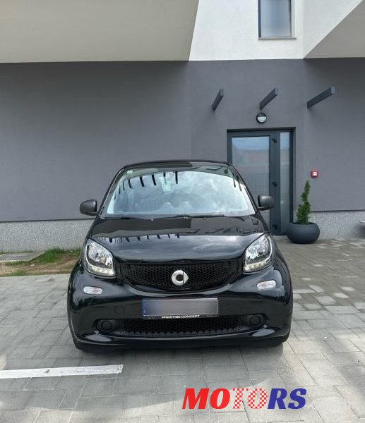 2019' Smart Fortwo photo #1