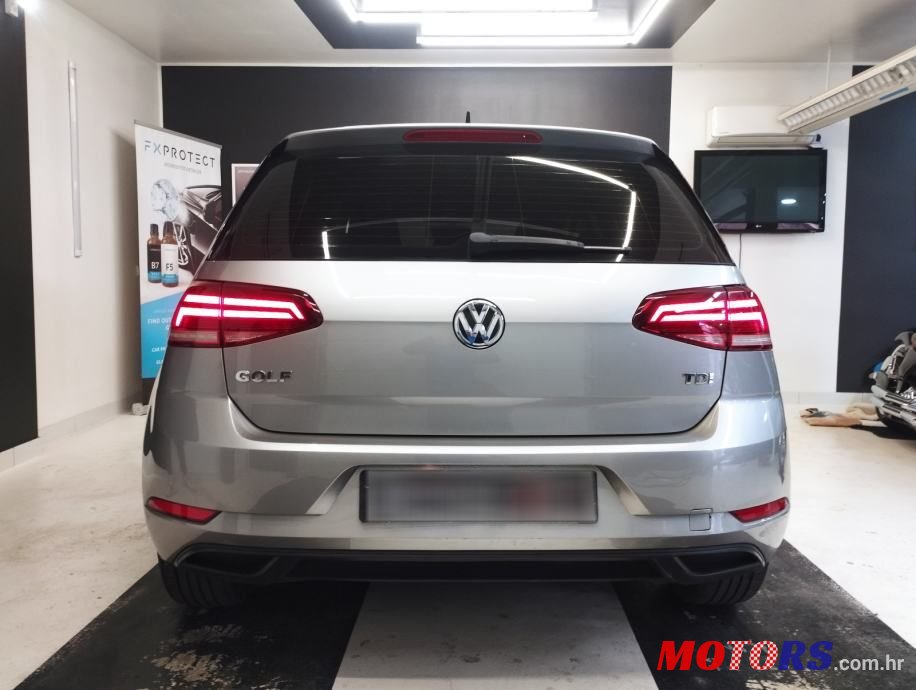 2018' Volkswagen Golf VII photo #2