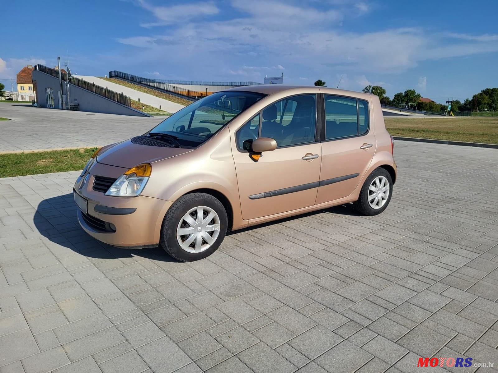 2005' Renault Modus 1,5 Dci photo #1