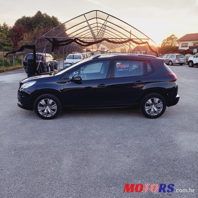 2016' Peugeot 2008 1,2 photo #5