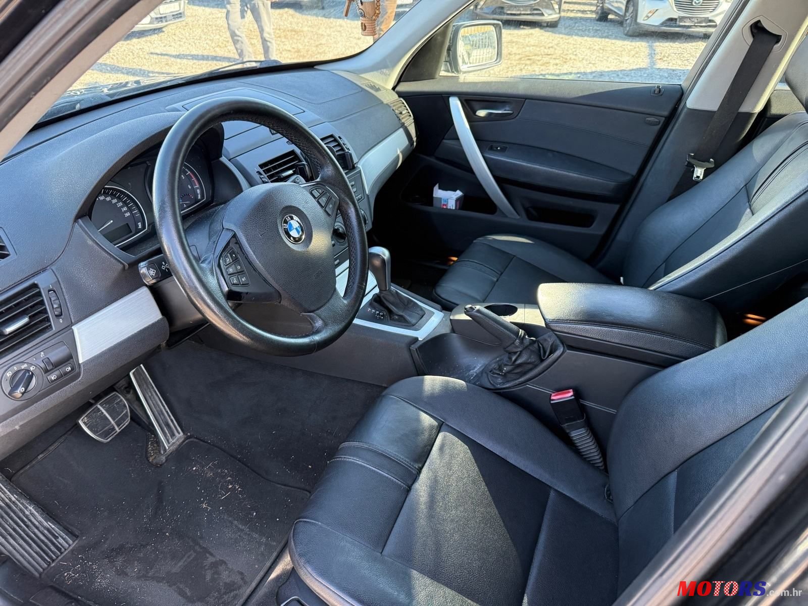 2010' BMW X3 Xdrive35D photo #6