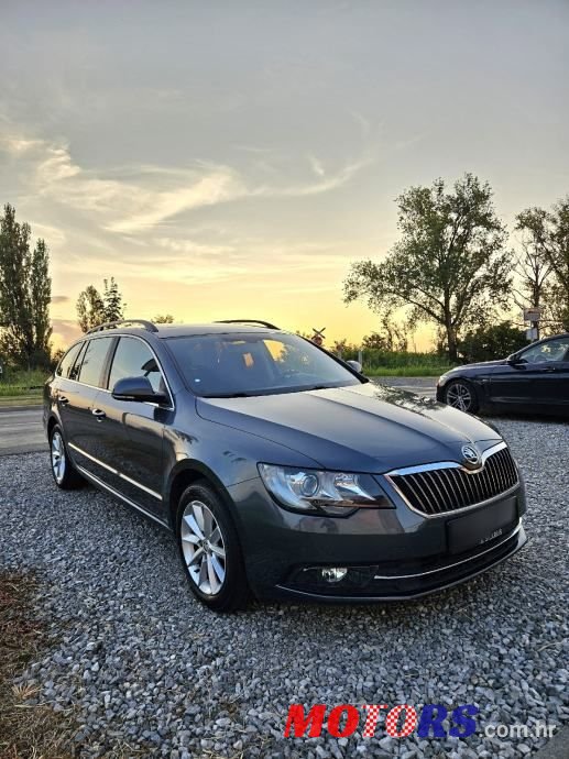2015' Skoda Superb Combi photo #3