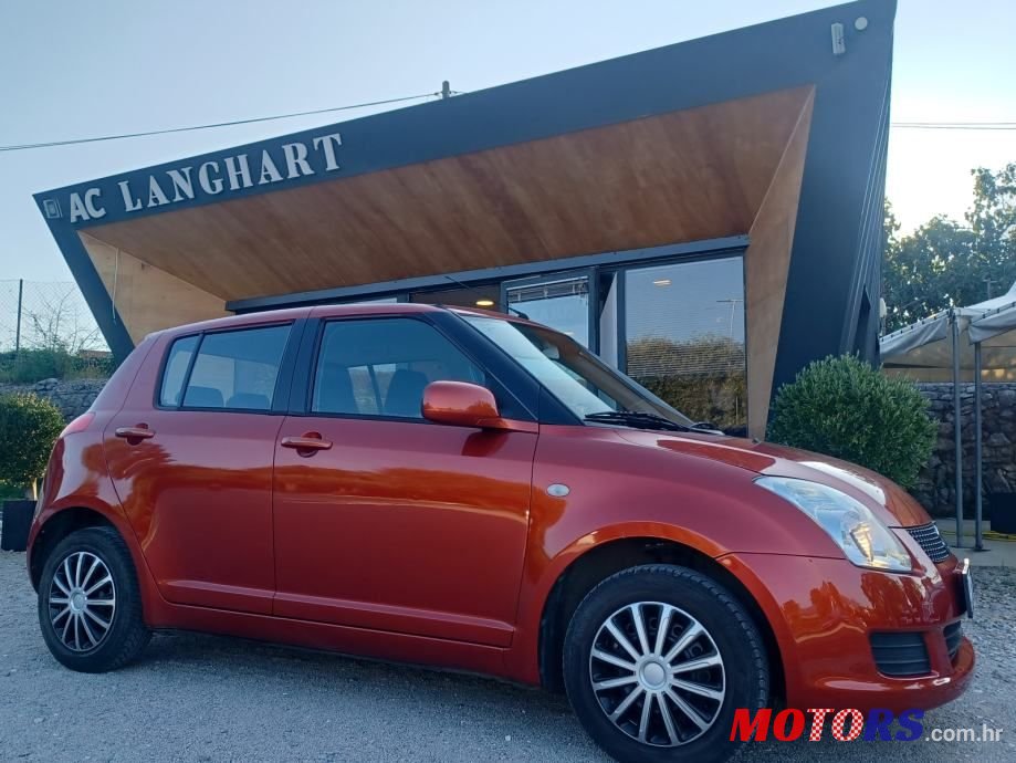 2010' Suzuki Swift 1,3 photo #1