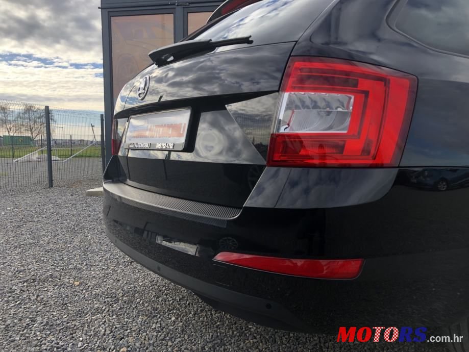 2017' Skoda Octavia Combi photo #4
