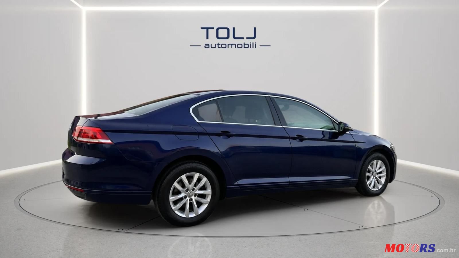 2019' Volkswagen Passat photo #5