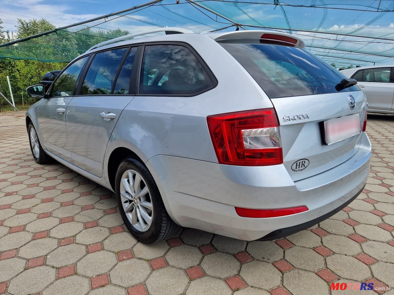2013' Skoda Octavia Combi photo #5