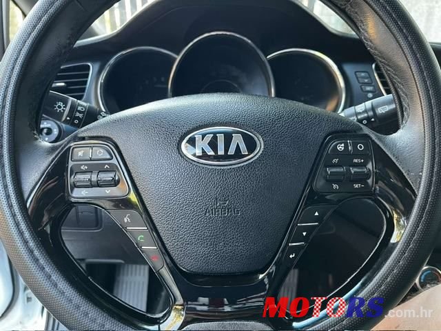 2014' Kia Ceed 1,4 Crdi Ex Alu photo #4